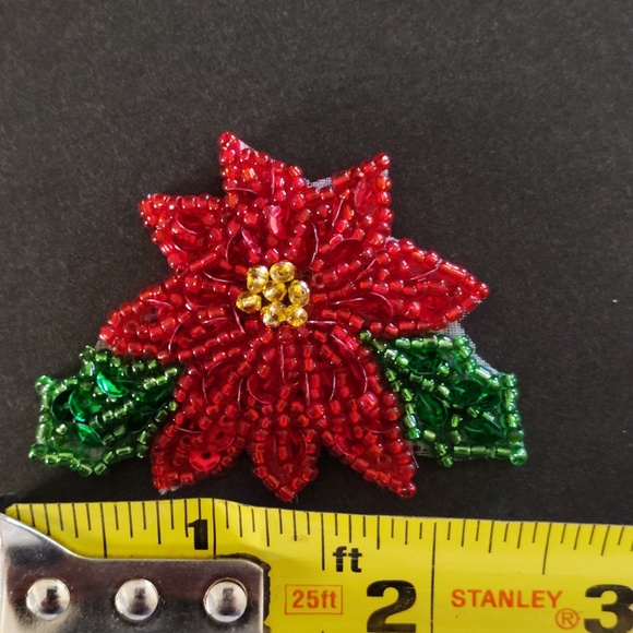 Holiday Poinsettia Beaded Iron on Appliques Bundle of 10 - NEW - Picture 3 of 9